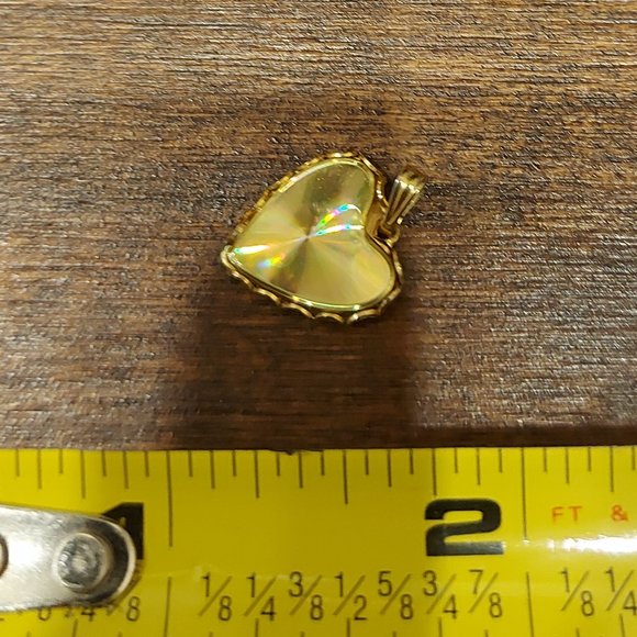 Set of 2 Vintage Gold Toned Suncatcher Pendants - Picture 6 of 6